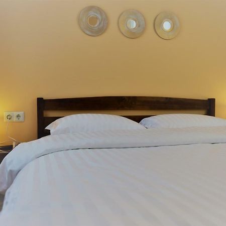 צ'יסינאו Central Comfortable One-Bedroom Apartment מראה חיצוני תמונה