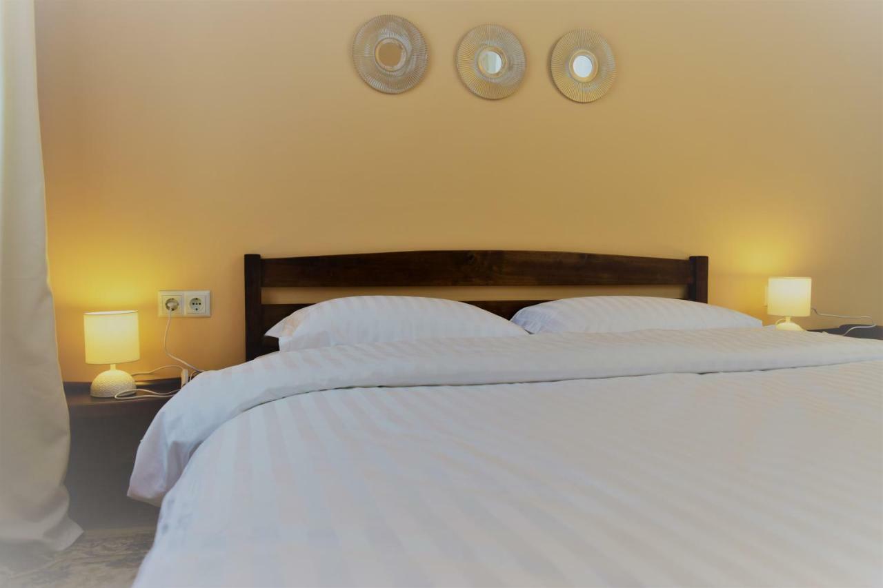צ'יסינאו Central Comfortable One-Bedroom Apartment מראה חיצוני תמונה